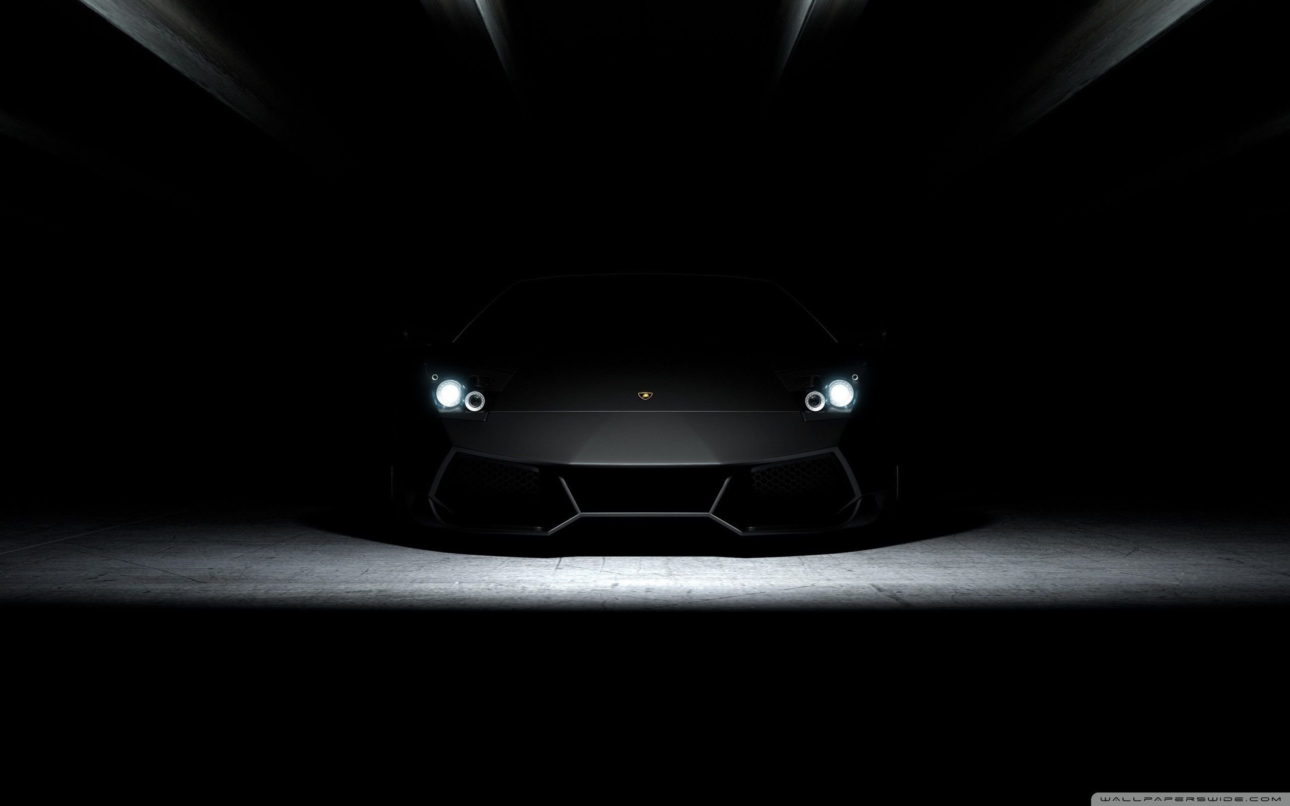 Hình nền Lamborghini sẽ khiến cho màn hình của bạn trở nên mạnh mẽ, đầy cá tính và sự thể hiện đẳng cấp. Những hình ảnh về Lamborghini được sử dụng làm hình nền sẽ là cách tuyệt vời để chiến thắng tất cả các đối thủ khác.